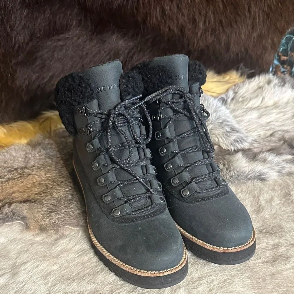 Cole Haan Black Winter Boots with Australian Shearling Trim 8.5 (3050)